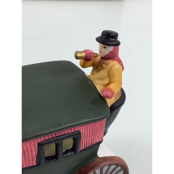 Vintage Dept 56 Heritage Village collection Dover Coach Horse & Carriage EUC - Picture 4 of 12